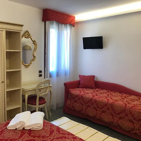 Hotel Leonardo Benátky