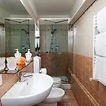莱奥纳多酒店 酒店 2*